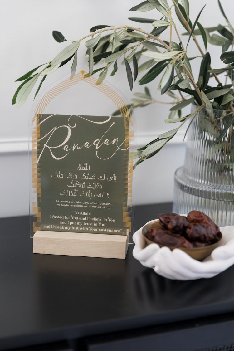 Luna- Arched gate- clear