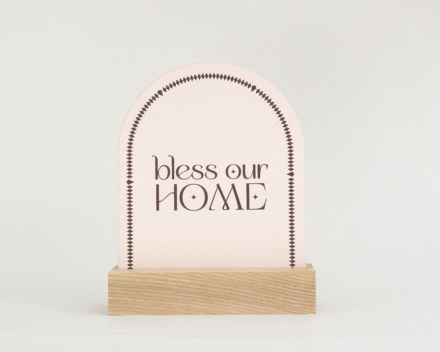 Damasq Syrian inlay Ramadan Eid modern home decor party supply for all celebrations. modern EID for contemporary Ramadan Eid decorations for the modern Muslim. Ramadan Eid gift wrap tags, Ramadan centerpieces, Eid banners, Ramadan advent calendars, Ramadan Eid pillows tablecloths