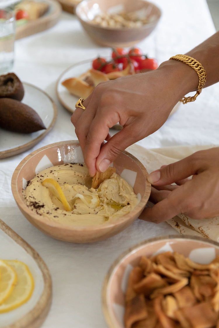 modernEID for Ramadan & Eid decor & party supply for all celebrations.Since 2011 modernEID has been THE place for contemporary Ramadan and Eid decor and decorations for the modern Muslim home. We offer products from Ramadan and Eid gift wrap, Eid gift tags, Ramadan centerpieces, Eid banners, party supplies, Ramadan advent calendars, Ramadan Eid pillows tablecloths and blankets. Sahtein bowls and platters is serve ware for Arabic Middle Eastern recipes and mezze eating and mezze tables and boards.