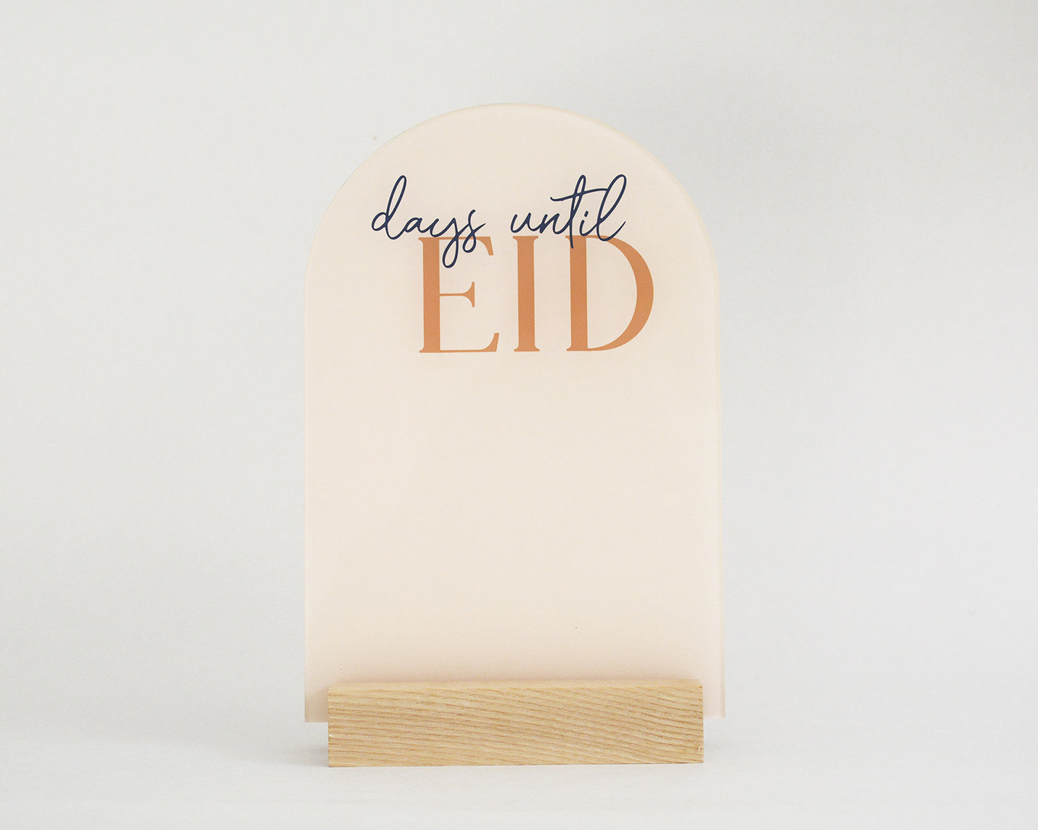 Luna Centerpiece-days until eid countdown-Ramadan Eid modern home decor party supply for all celebrations. modern EID for contemporary Ramadan Eid decorations for the modern Muslim. Ramadan Eid gift wrap tags, Ramadan centerpieces, Eid banners, Ramadan advent calendars, Ramadan Eid pillows tablecloths